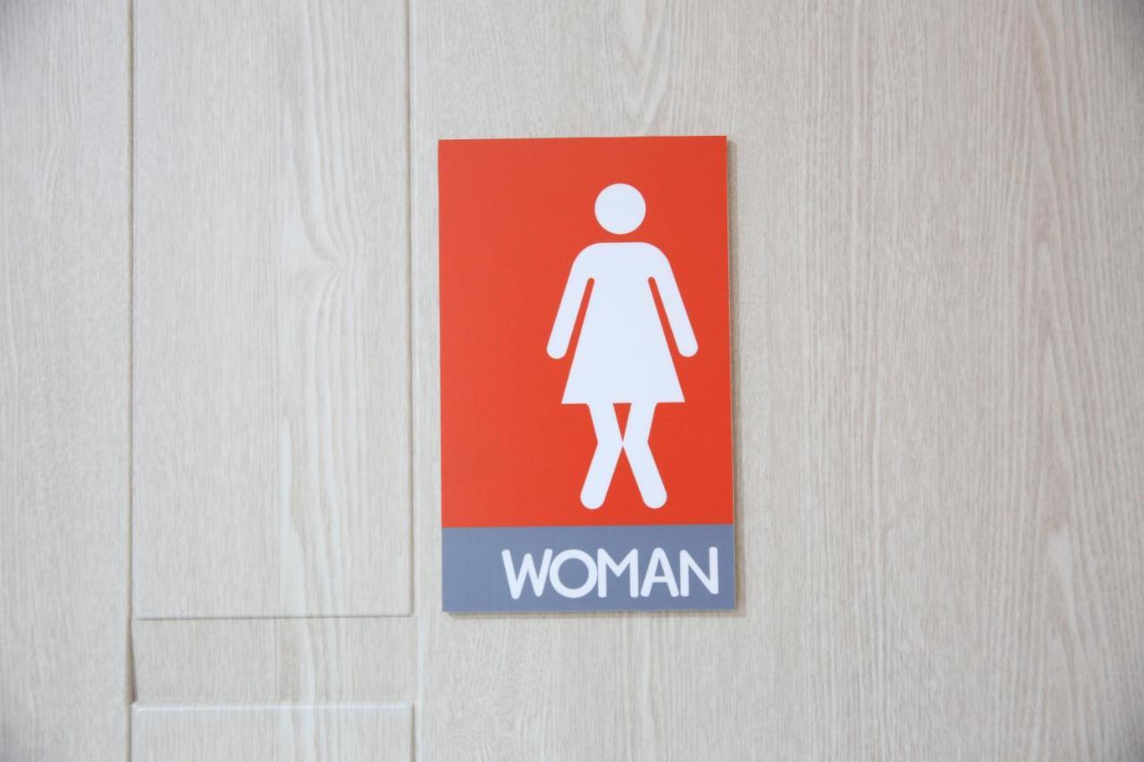 Coco Capsule Guesthouse Pusan Zewnętrze zdjęcie
